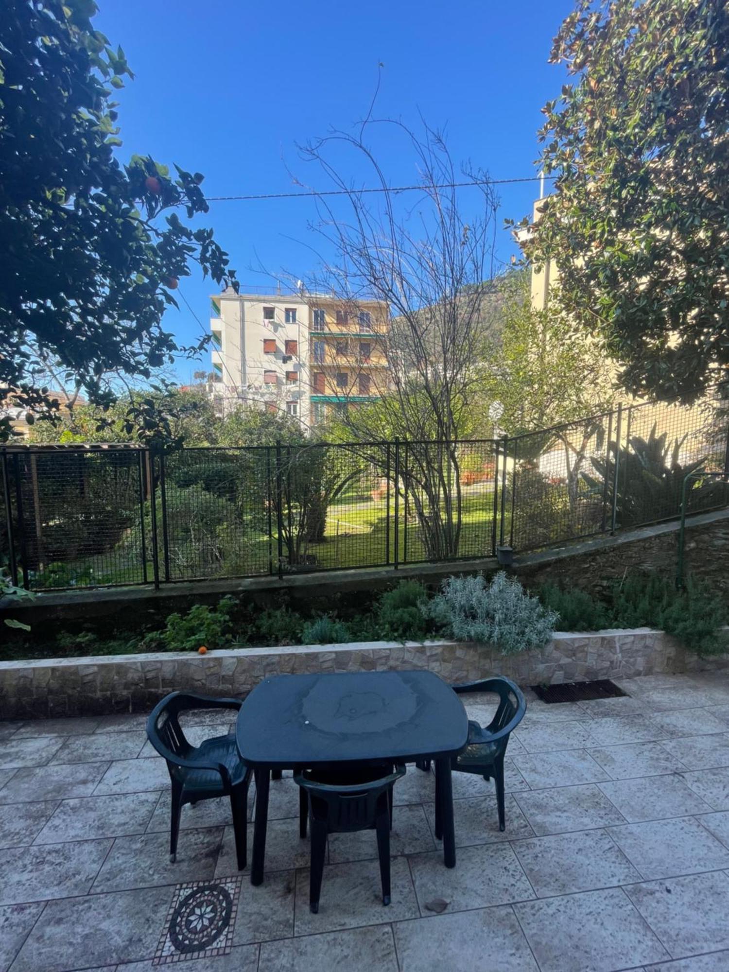 Casa Di Aldo: Casa Nel Centro Di Nervi. Genua