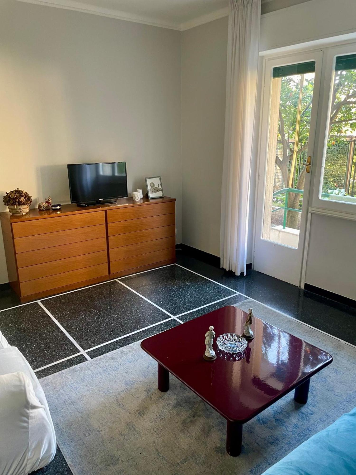 Casa Di Aldo: Casa Nel Centro Di Nervi. *